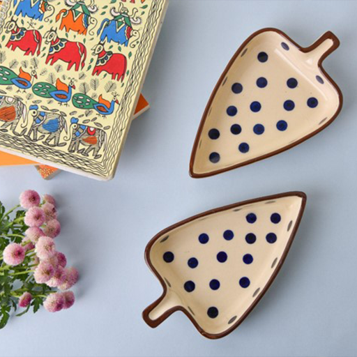 Dotted Blue Leaf Plates