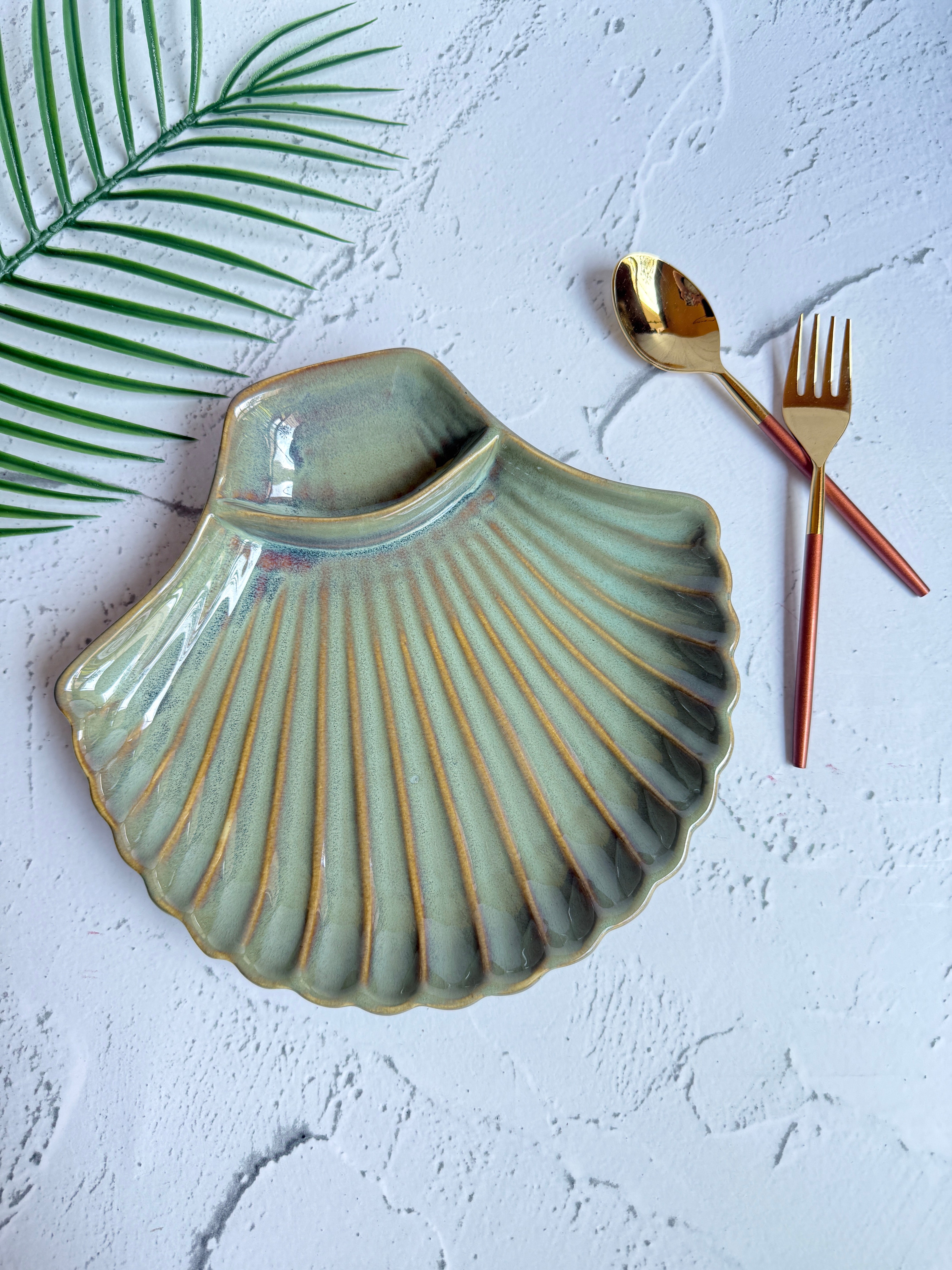 Tropical Shell Platter - Forest Green