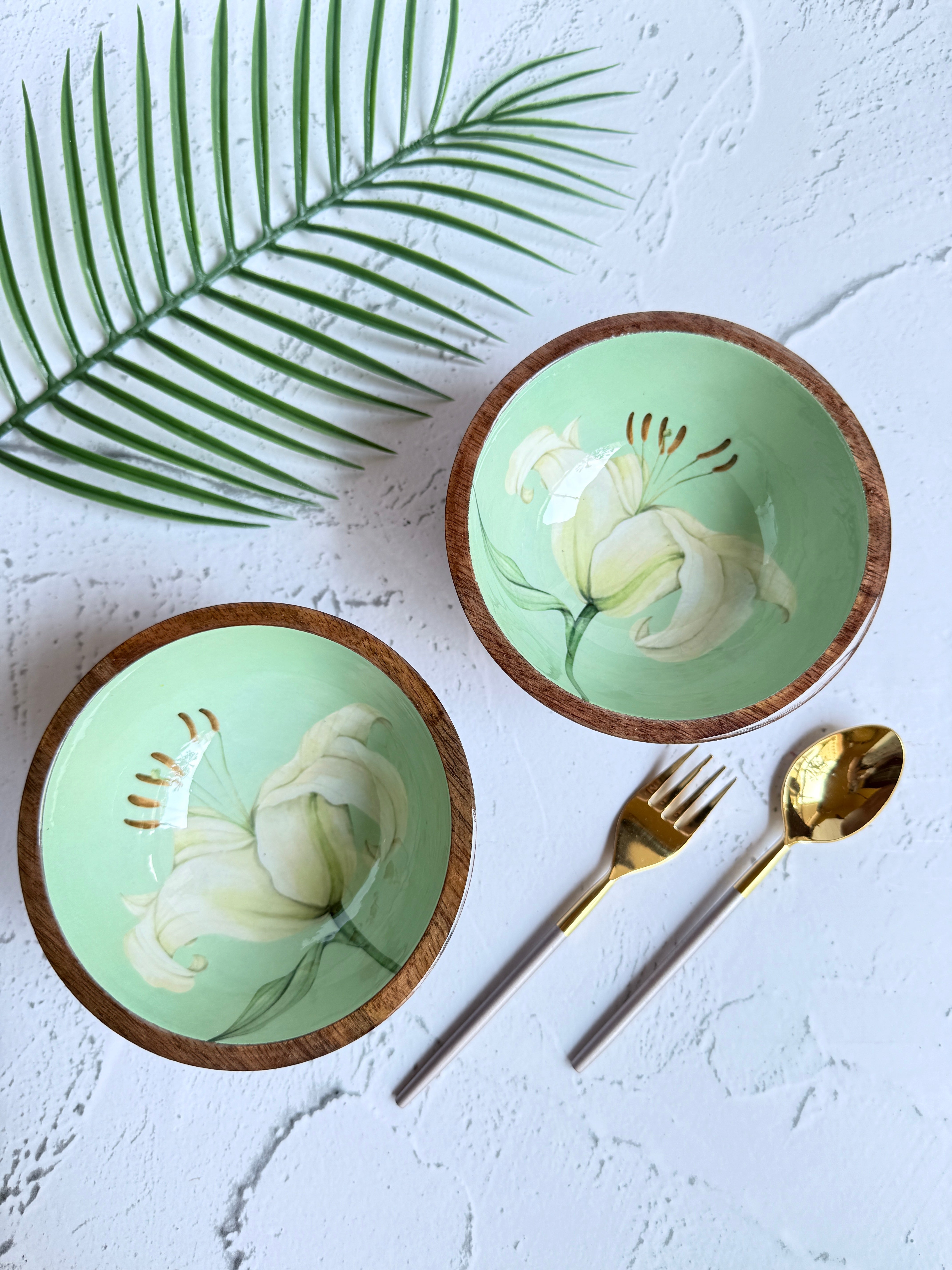 Lily Bloom Bowls